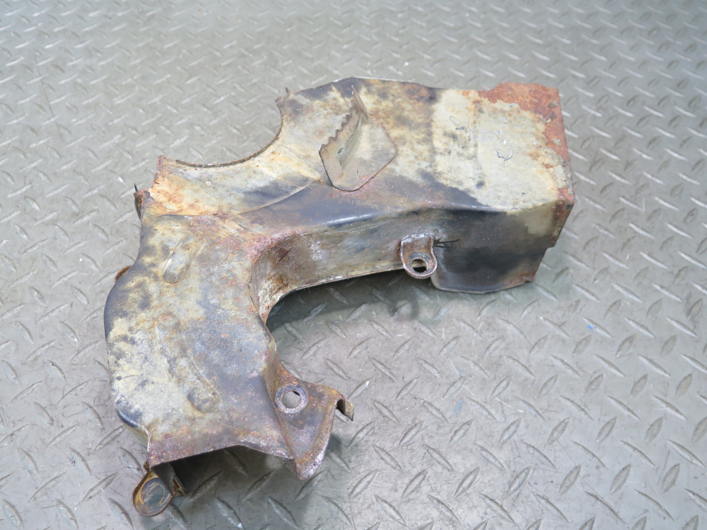 90-96 Nissan Z32 300ZX VG30DE Engine Lower Timing Belt Cover Panel OEM