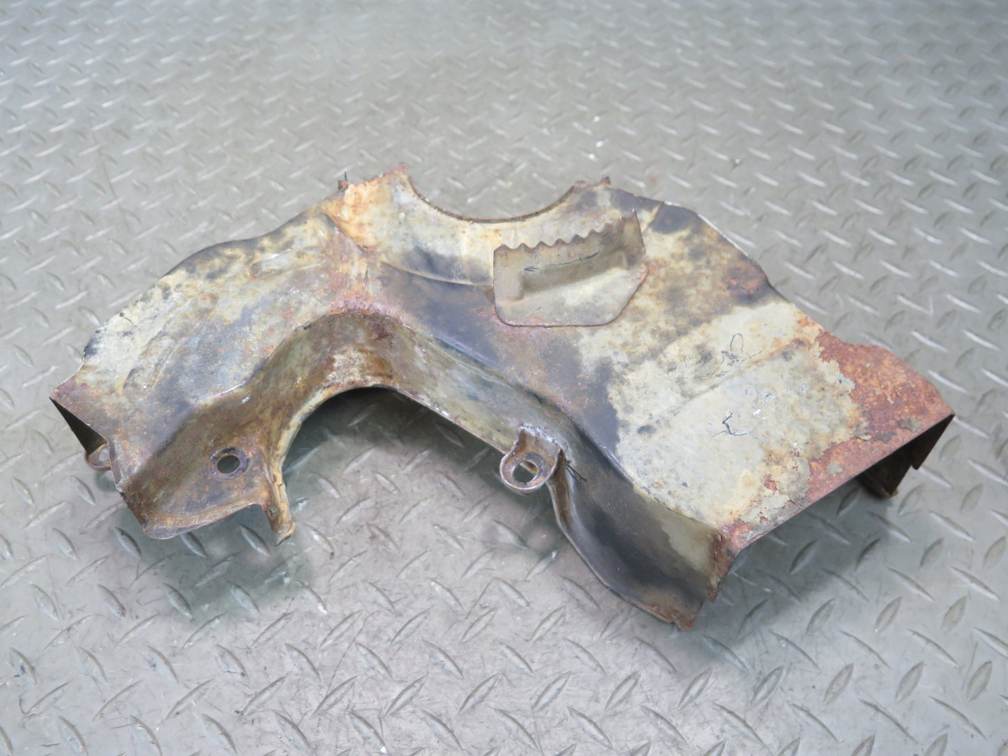 90-96 Nissan Z32 300ZX VG30DE Engine Lower Timing Belt Cover Panel OEM