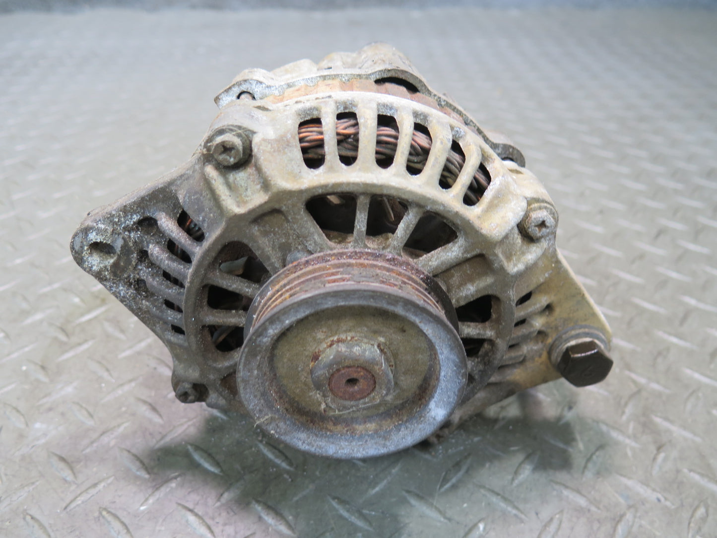 90-93 Nissan 300ZX Z32 VG30DE NA Engine Alternator Generator 90A 23100-31P10 OEM