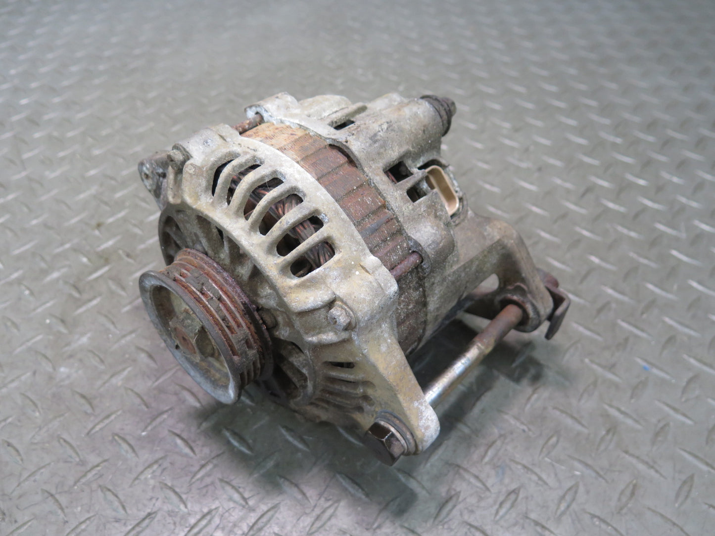 90-93 Nissan 300ZX Z32 VG30DE NA Engine Alternator Generator 90A 23100-31P10 OEM