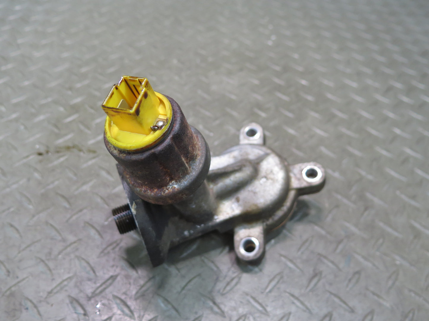 90-96 Nissan Z32 300Z VG30DE Engine Oil Filter Housing OEM