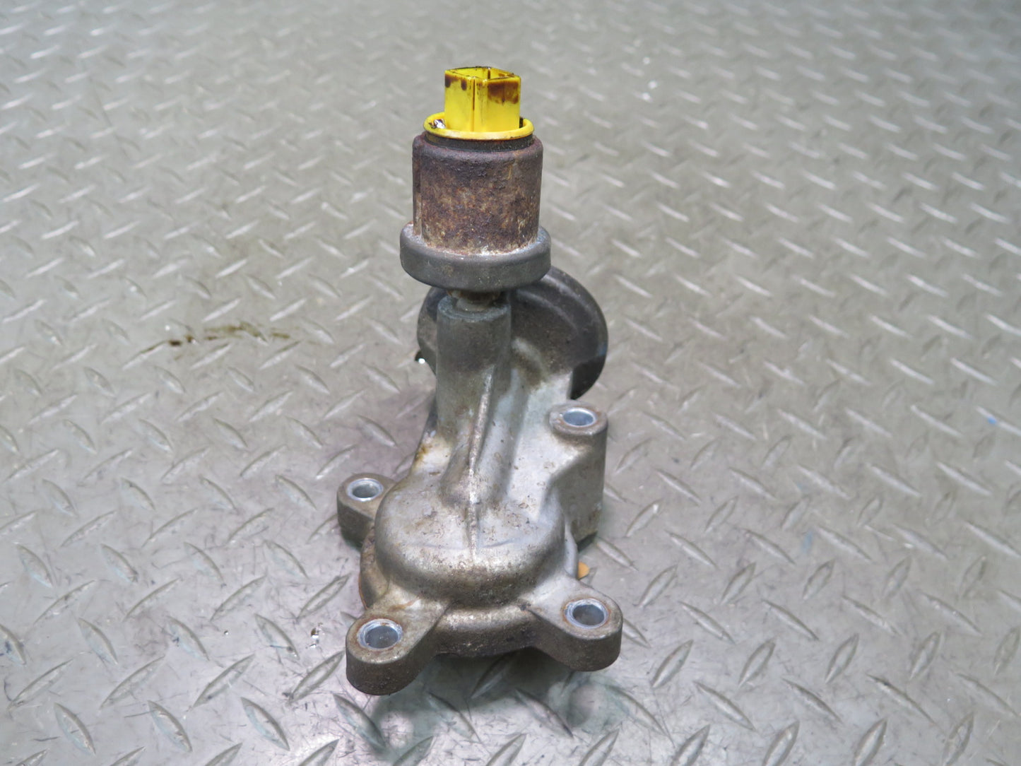 90-96 Nissan Z32 300Z VG30DE Engine Oil Filter Housing OEM