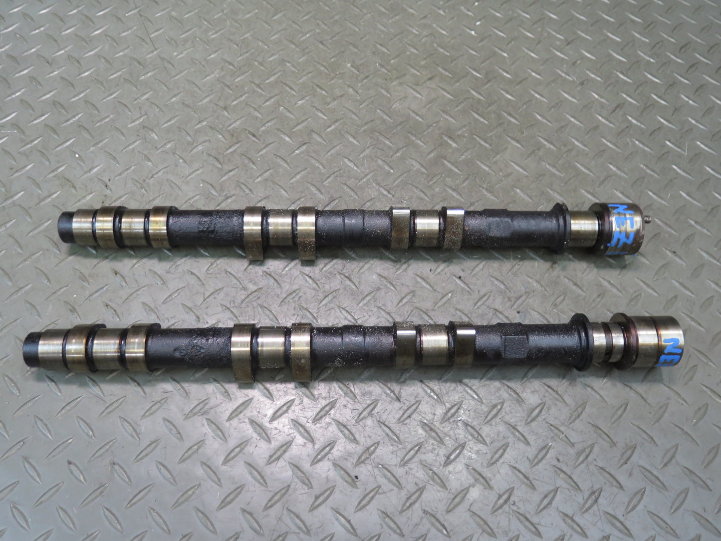 90-96 Nissan Z32 300Z VG30DE NA Set of 2 Left Intake & Exhaust Camshaft OEM