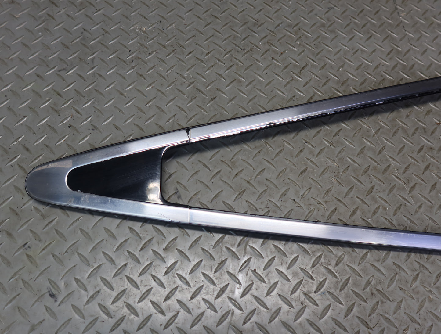 84-89 Nissan Z31 300ZX 2+0 Set of 2 Rear Quarter Window Trim Molding Panel OEM