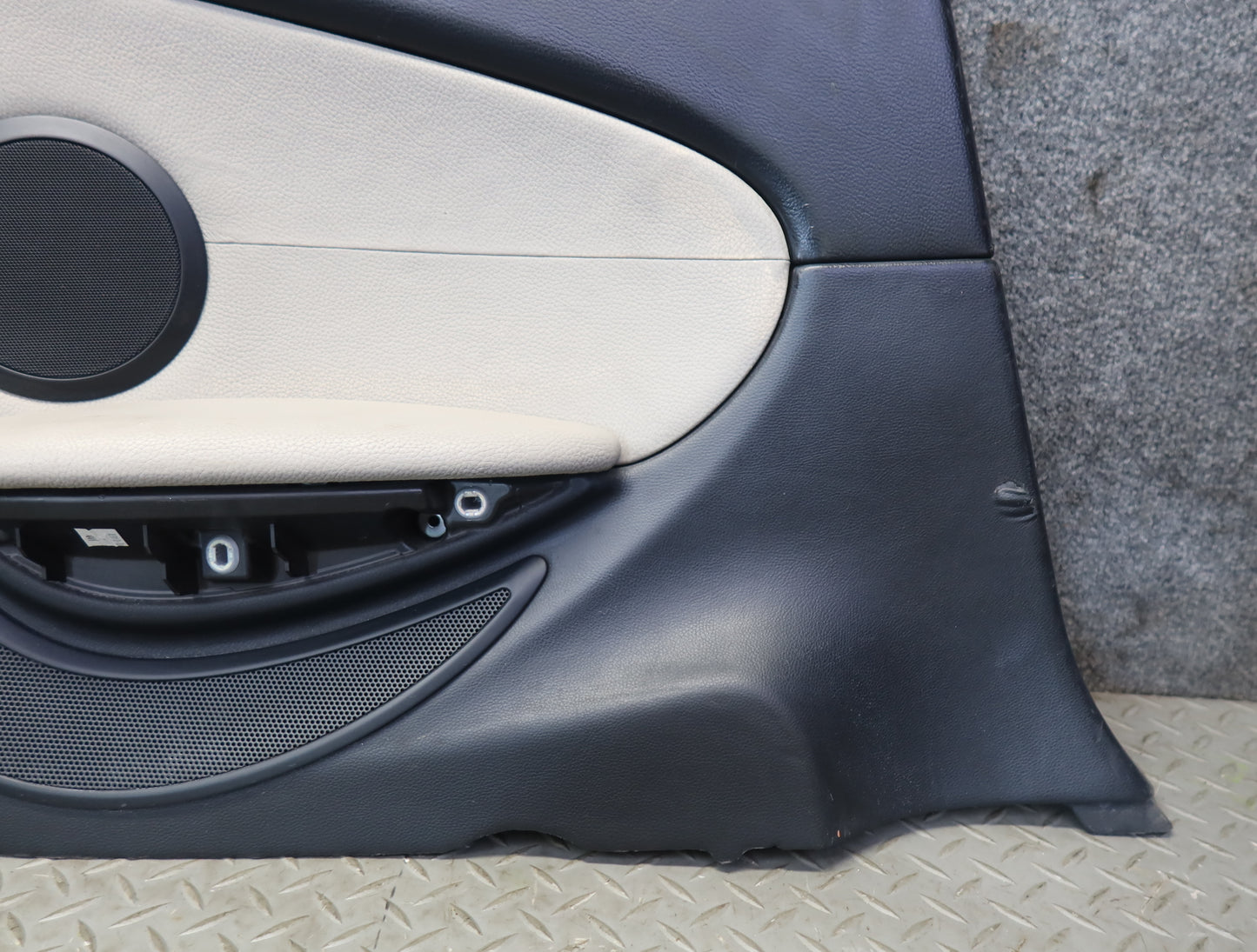 2007 BMW E64 M6 Convertible Rear Interior Quarter Trim Cover Panel Set of 2