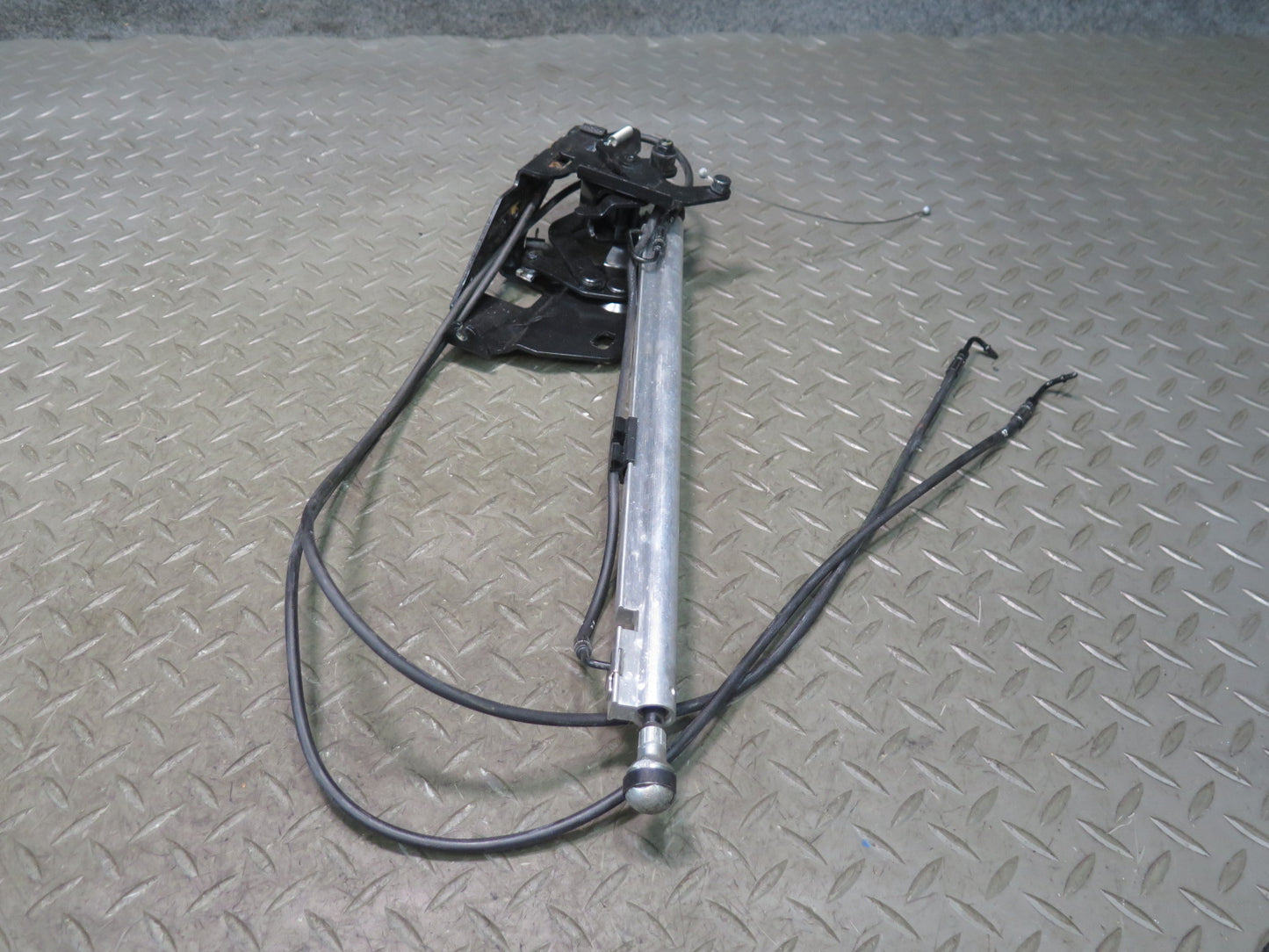 2006-2010 BMW E64 M6 Convertible TOP Roof Left & Right Lock Latch Cylinder Set