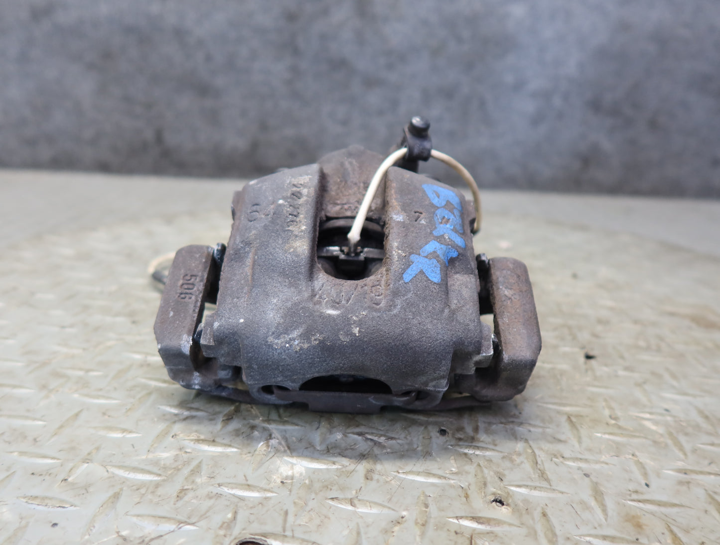 03-08 BMW E86 E85 Z4 3.0L RWD Set of 2 Rear Left & Right Brake Caliper OEM