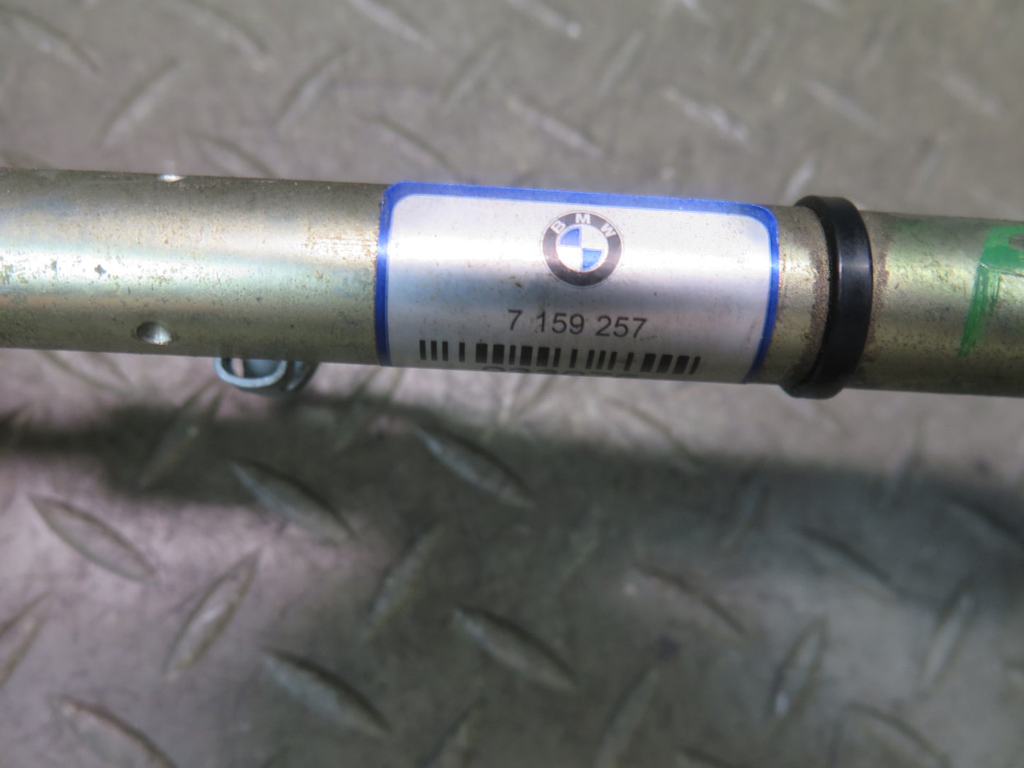 2006-2010 BMW E64 M6 Convertible TOP Roof Rear Left Hydraulic Cylinder 7159257