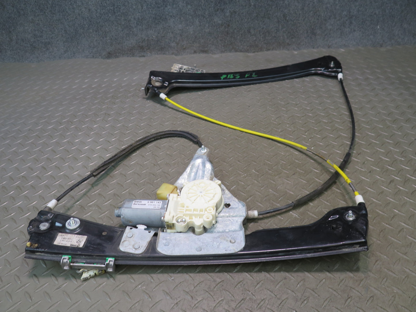 2006-2010 BMW E63 E64 M6 Left Door Window Regulator w Motor