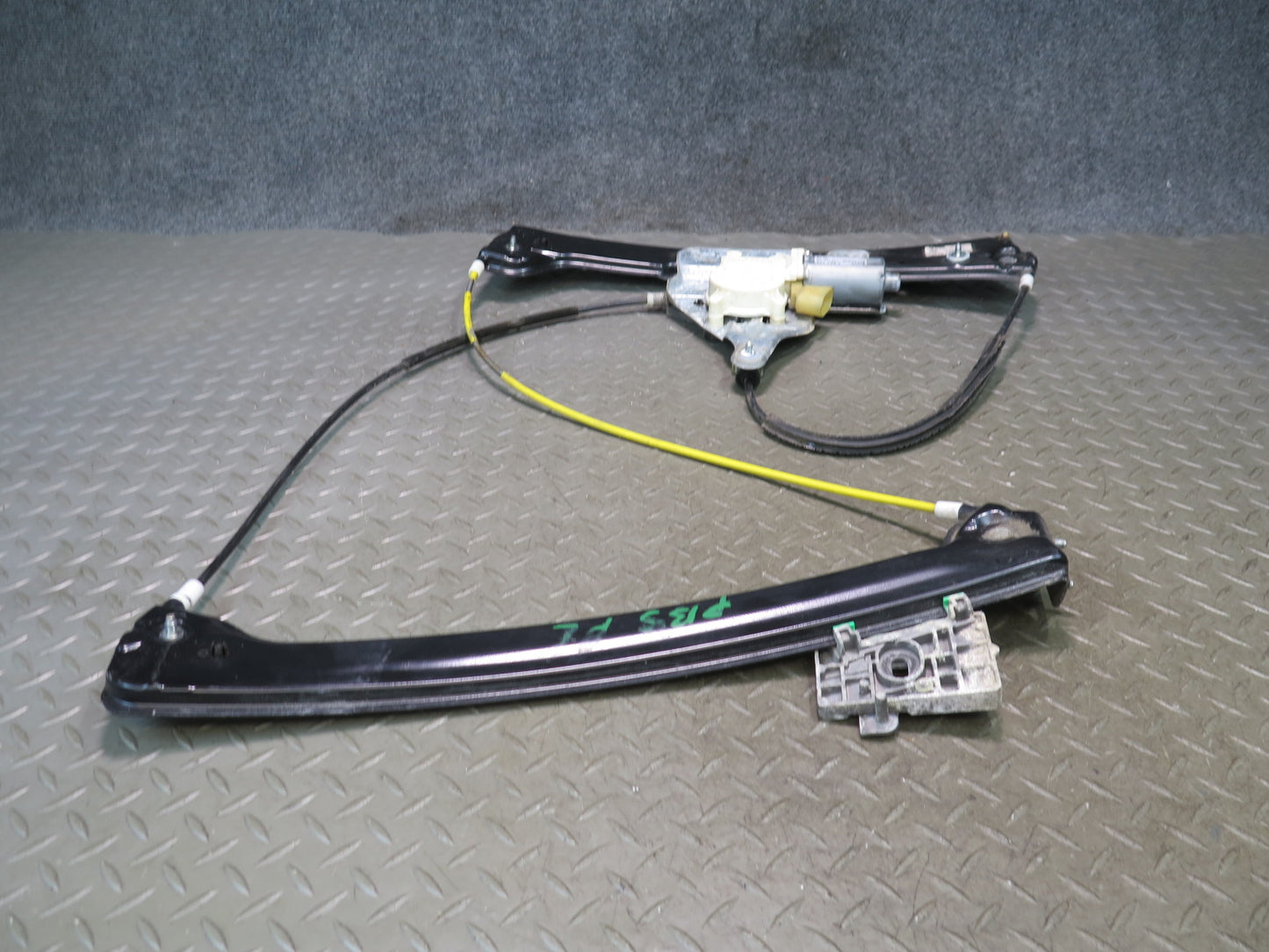 2006-2010 BMW E63 E64 M6 Left Door Window Regulator w Motor