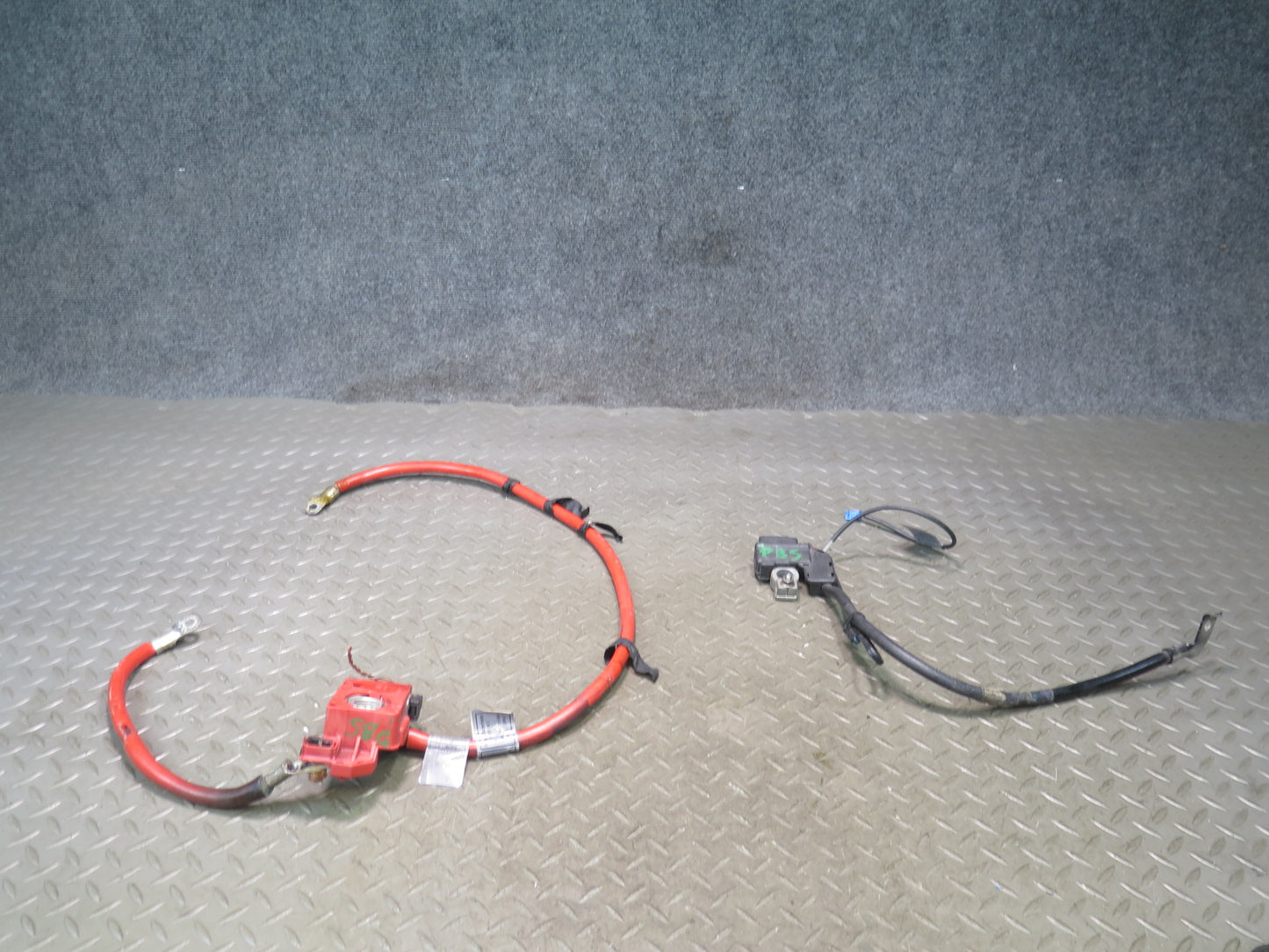 2006-2010 BMW E63 E64 M6 Positive & Negative Battery Terminal Cable Set of 2