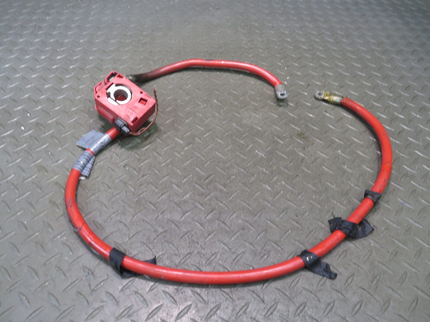 2006-2010 BMW E63 E64 M6 Positive & Negative Battery Terminal Cable Set of 2
