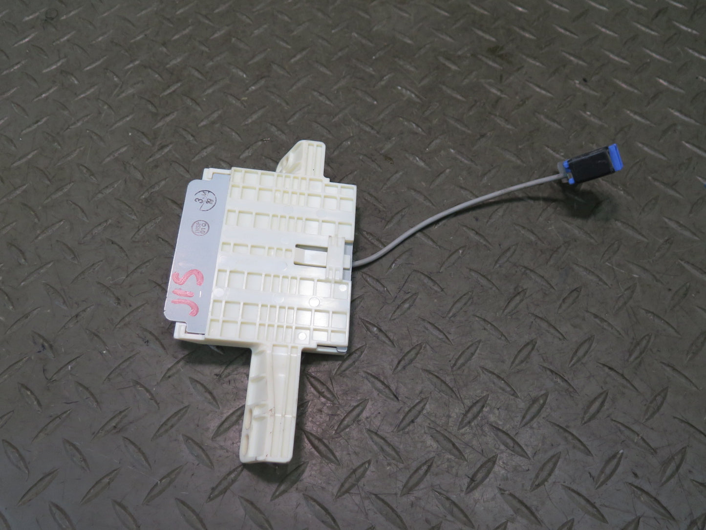 10-13 Lexus IS250 IS350 Conv GPS Navigation Antenna Module Unit 86860-53060 OEM