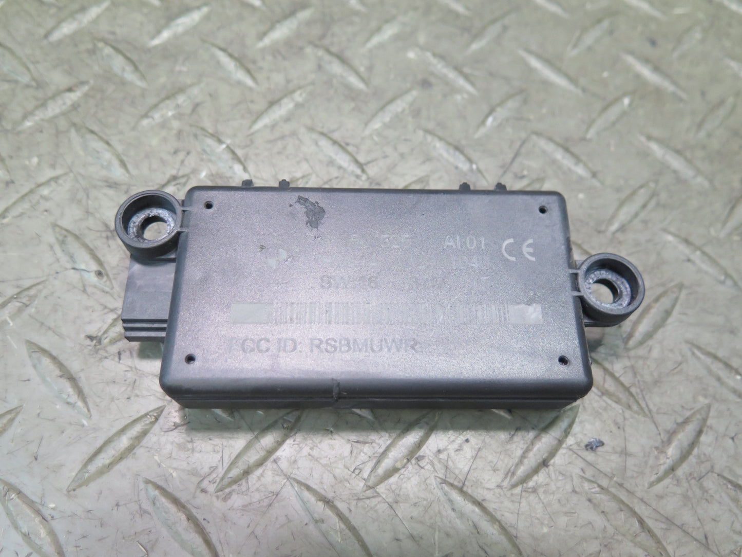 2006-2010 BMW E64 E63 M6 DWA Alarm System Antenna Control Module 6950525 OEM