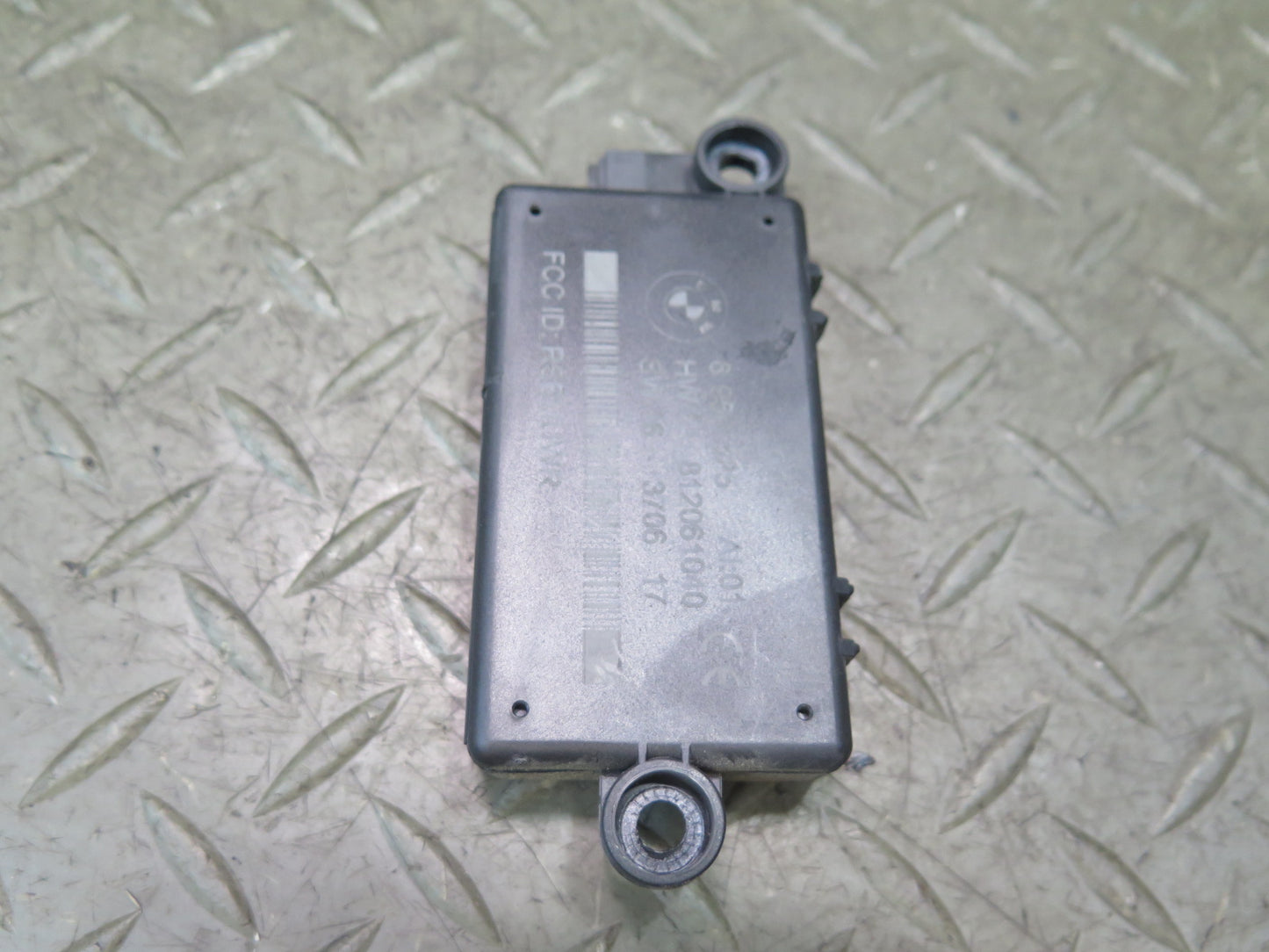 2006-2010 BMW E64 E63 M6 DWA Alarm System Antenna Control Module 6950525 OEM