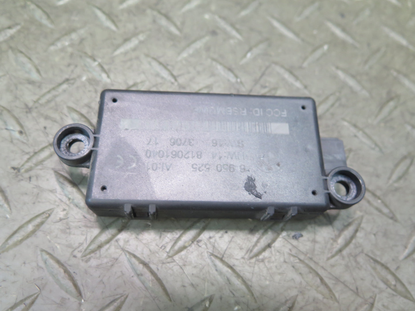2006-2010 BMW E64 E63 M6 DWA Alarm System Antenna Control Module 6950525 OEM