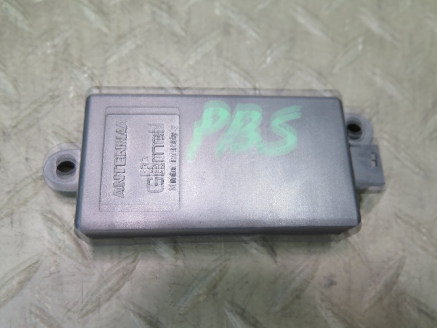 2006-2010 BMW E64 E63 M6 DWA Alarm System Antenna Control Module 6950525 OEM