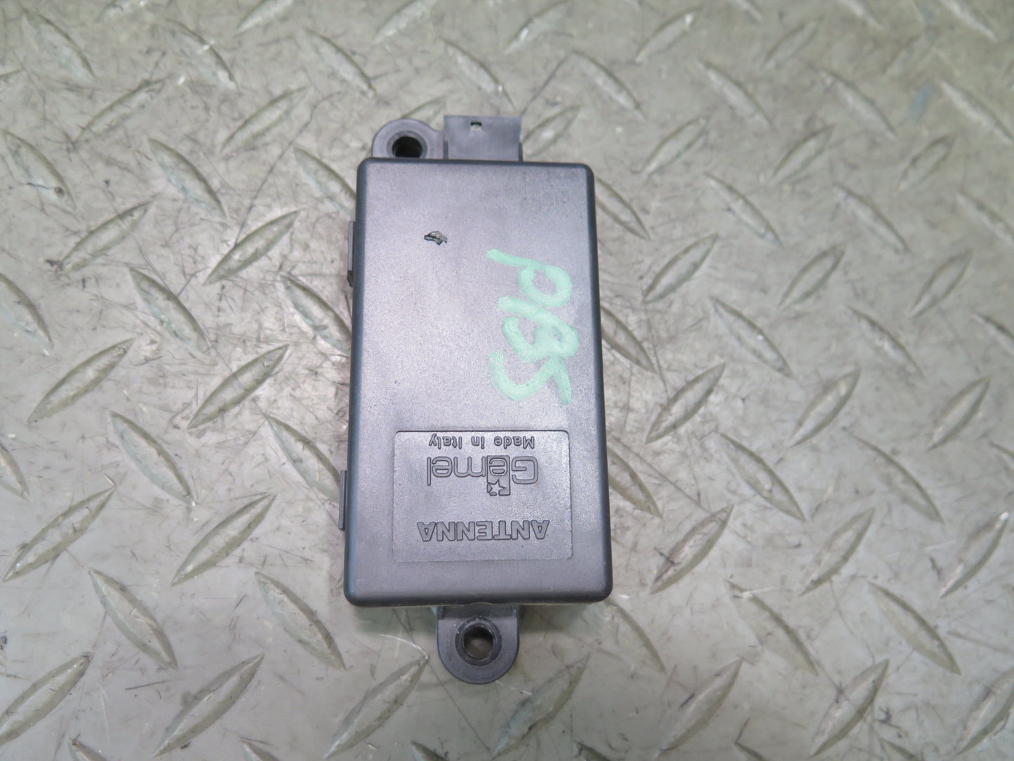 2006-2010 BMW E64 E63 M6 DWA Alarm System Antenna Control Module 6950525 OEM