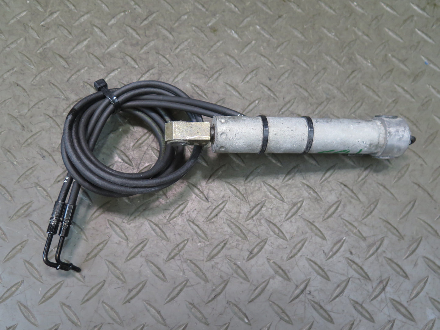 2006-2010 BMW E64 M6 Convertible TOP Roof Rear Left Hydraulic Cylinder