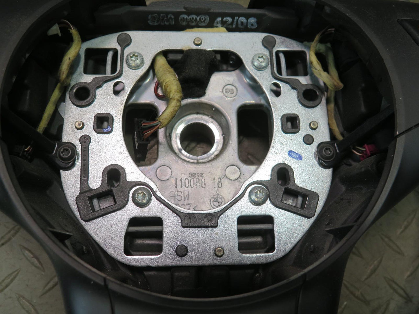 2006-2010 BMW E64 E63 M6 Leather Sport Steering Wheel w SMG Paddles