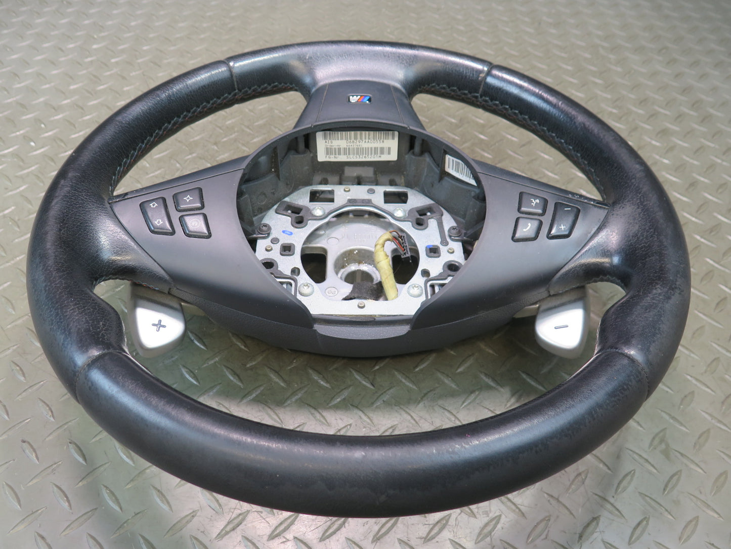 2006-2010 BMW E64 E63 M6 Leather Sport Steering Wheel w SMG Paddles