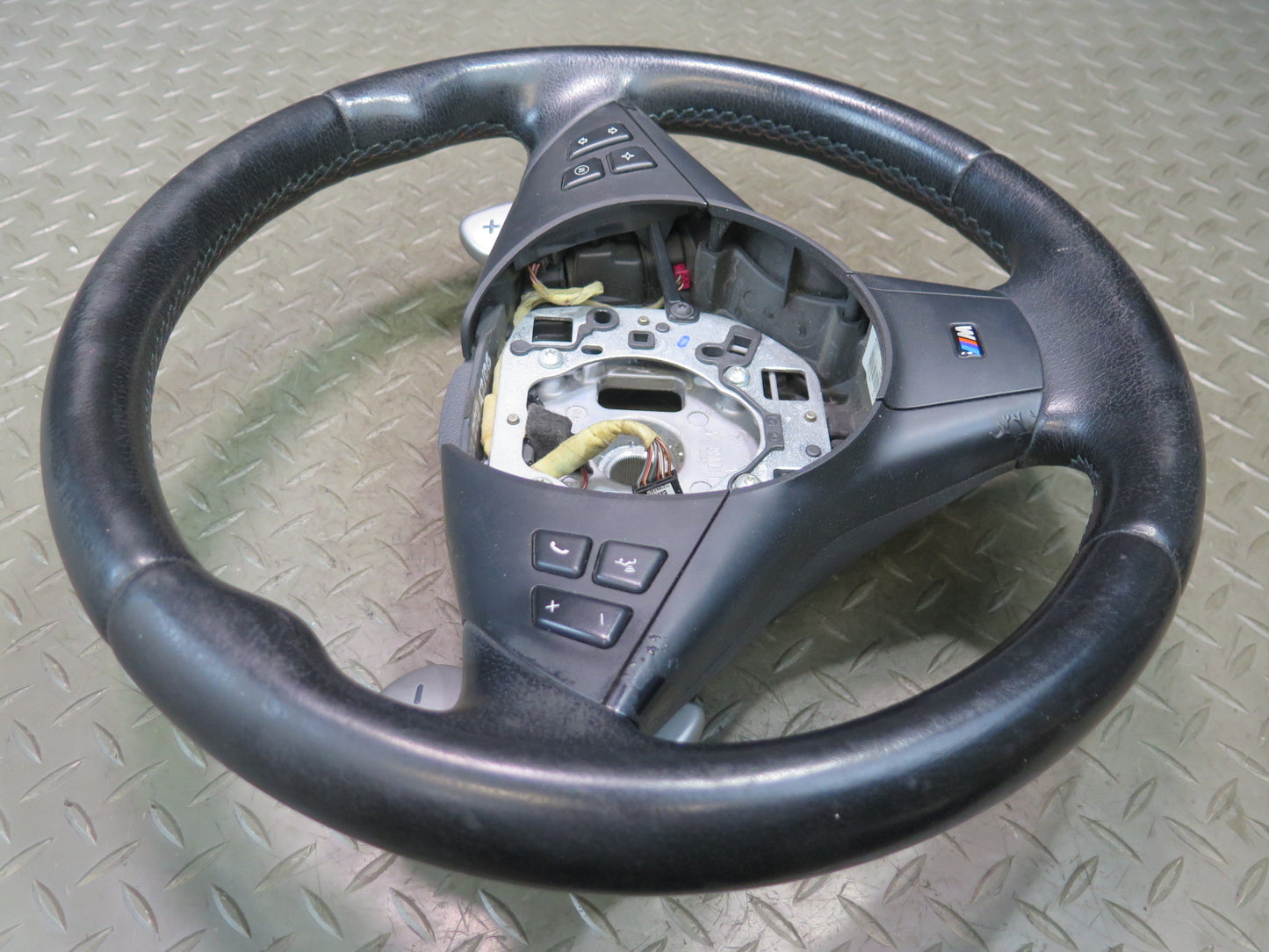 2006-2010 BMW E64 E63 M6 Leather Sport Steering Wheel w SMG Paddles