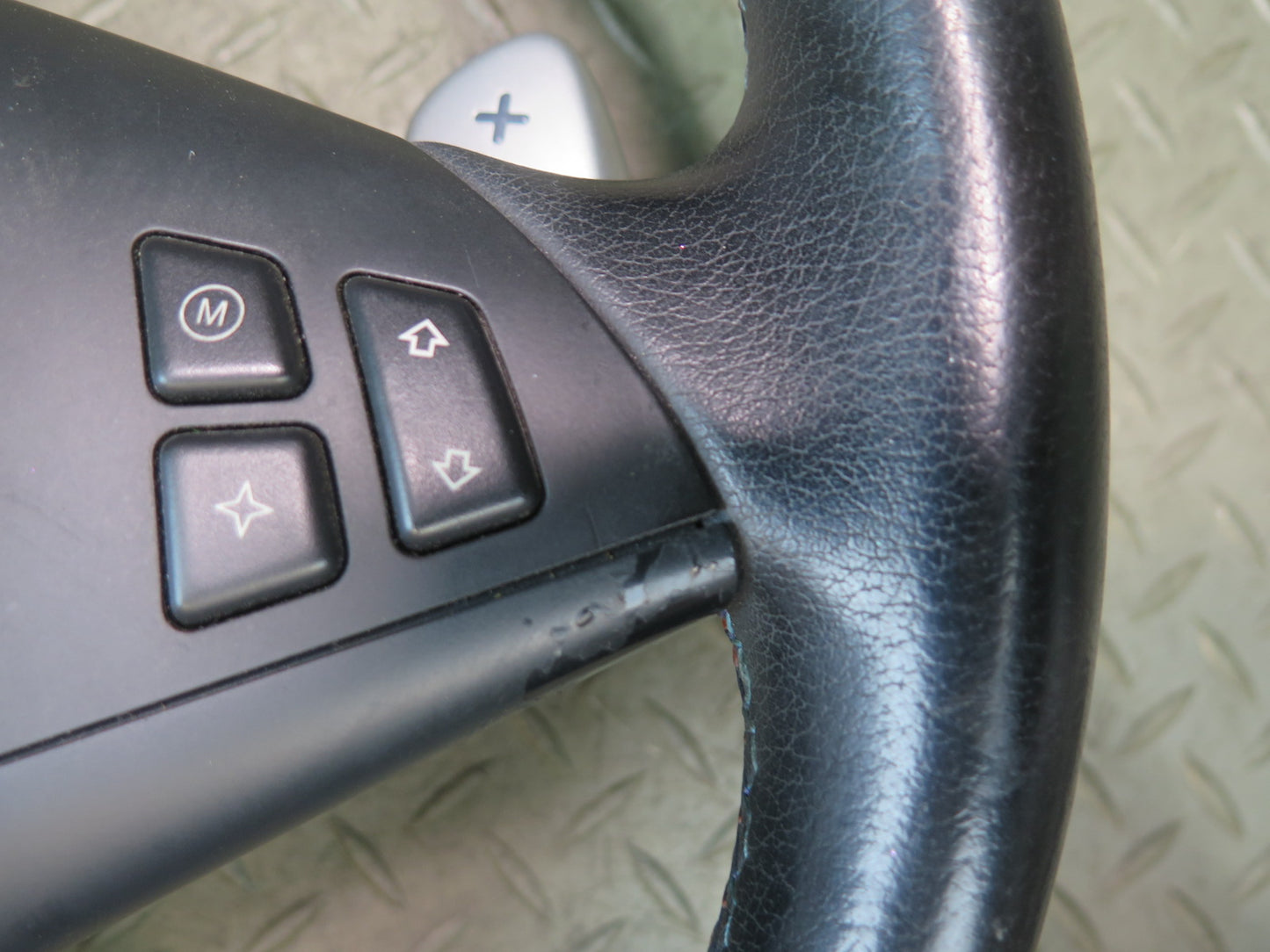 2006-2010 BMW E64 E63 M6 Leather Sport Steering Wheel w SMG Paddles