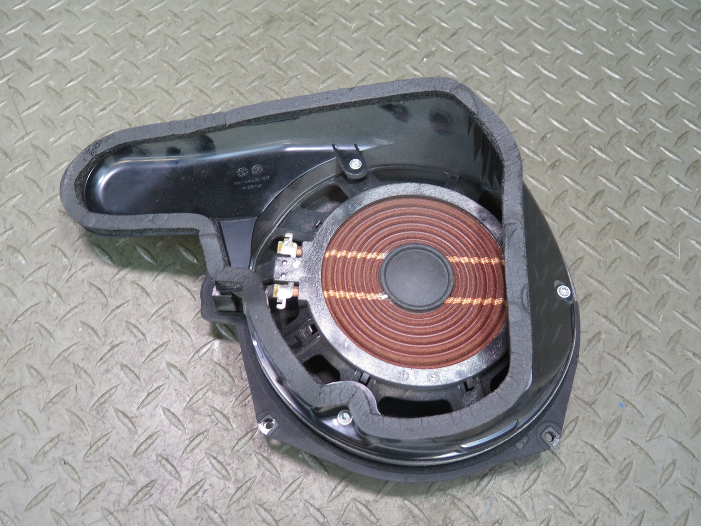 2006-2010 BMW E63 E64 M6 Left & Right TOP Hi-fi Subwoofer Speaker Set of 2