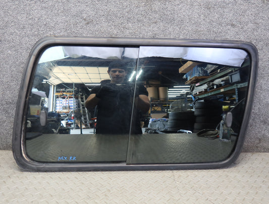 1996-1997 Lexus FZJ80L LX450 Rear Right Quarter Glass Window