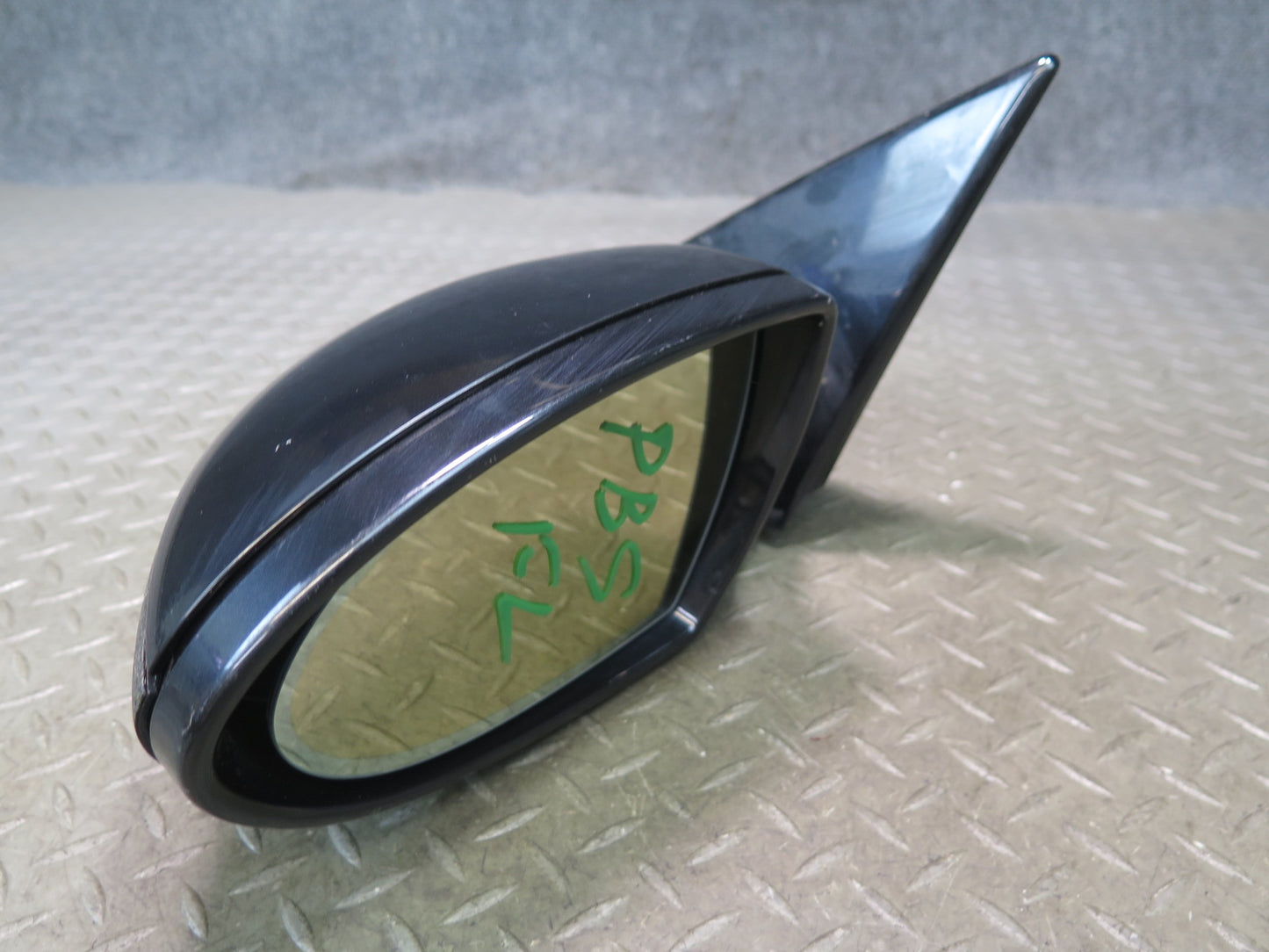 06-10 BMW E64 E63 M6 Left Exterior Auto Dim Side View Mirror Glass Discoloration