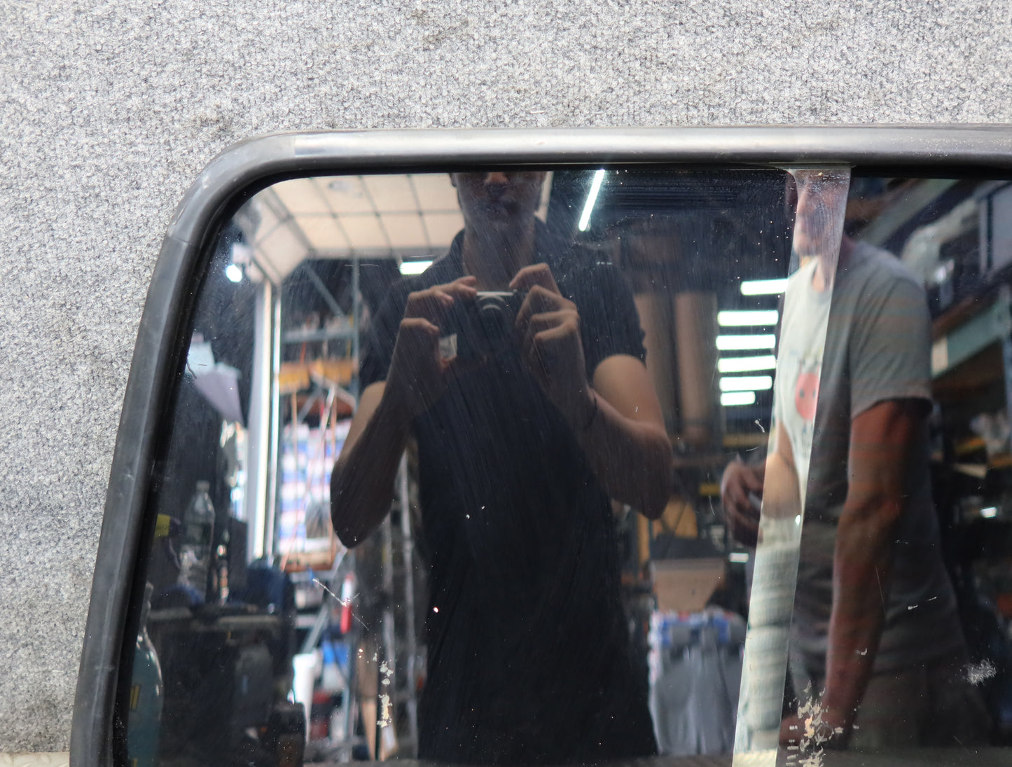1996-1997 Lexus FZJ80L LX450 Rear Left Quarter Glass Window