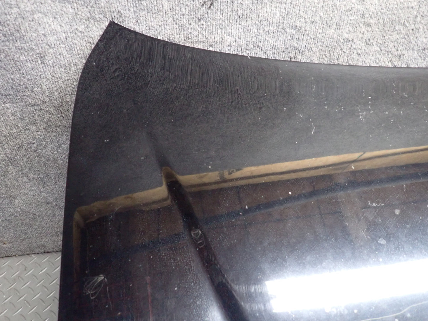 99-01 Toyota Crown JZS175 Rear Trunk Deck Lid Shell Cover Panel Black OEM