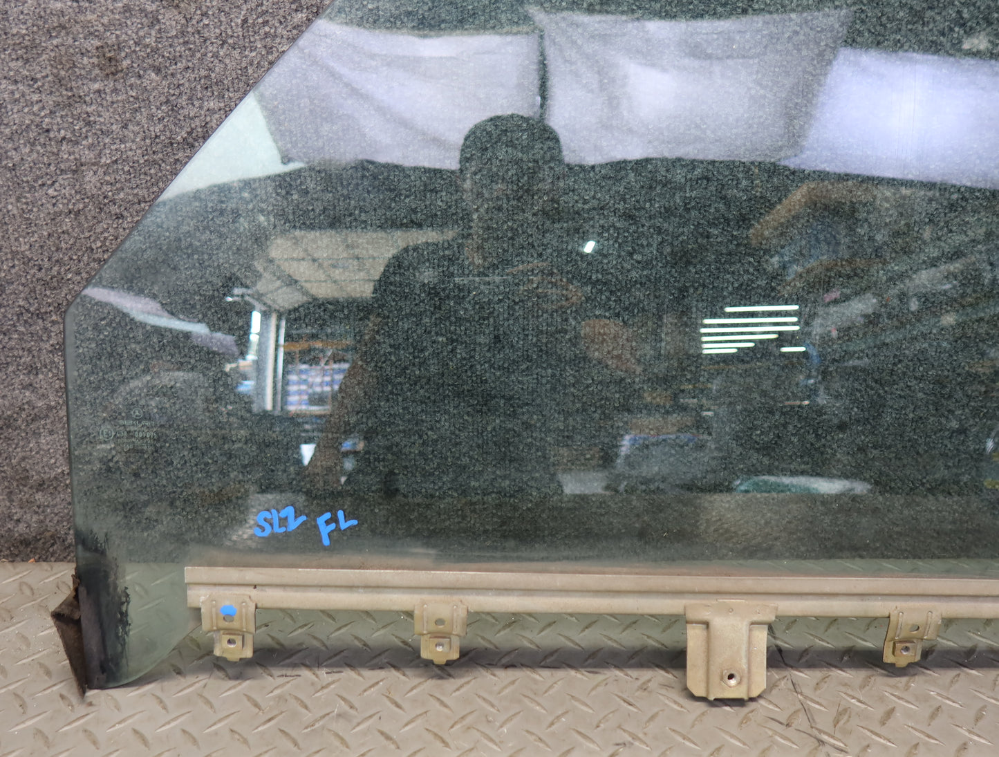 73-89 Mercedes R107 Convertible Front Left Driver Door Glass Window OEM