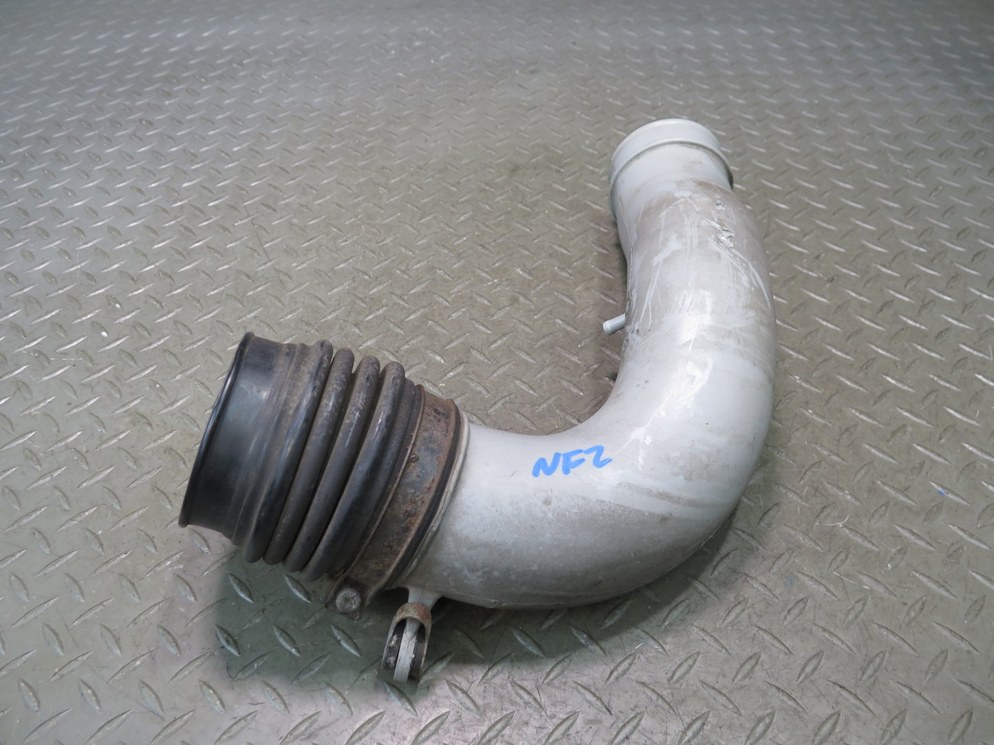 84-89 Nissan Z31 300ZX 3.0L VG30E NON Turbo Air Intake Hose Pipe Line OEM