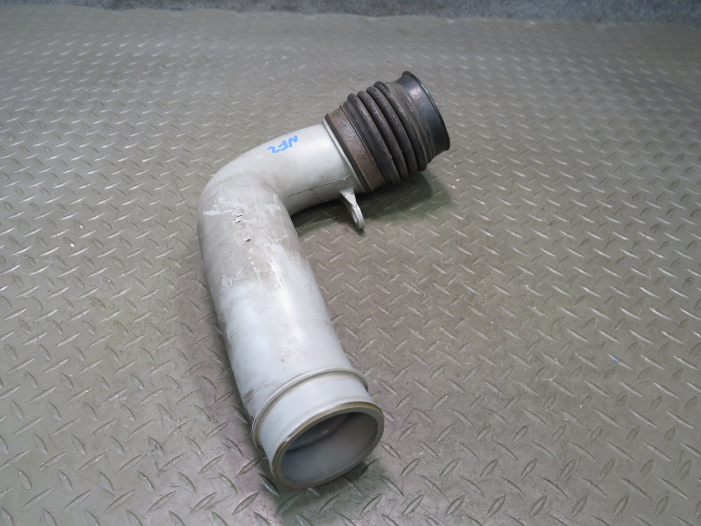 84-89 Nissan Z31 300ZX 3.0L VG30E NON Turbo Air Intake Hose Pipe Line OEM