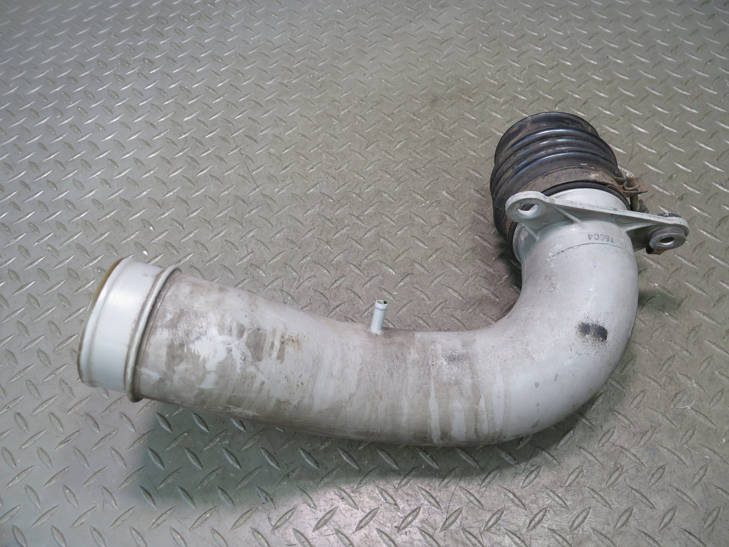 84-89 Nissan Z31 300ZX 3.0L VG30E NON Turbo Air Intake Hose Pipe Line OEM