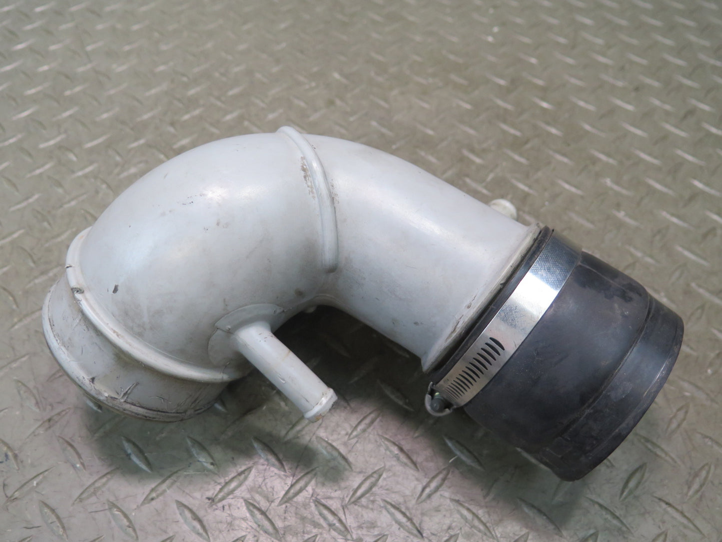 87-89 Nissan Z31 300ZX NA Hard Plastic Air Intake Duct Tube OEM