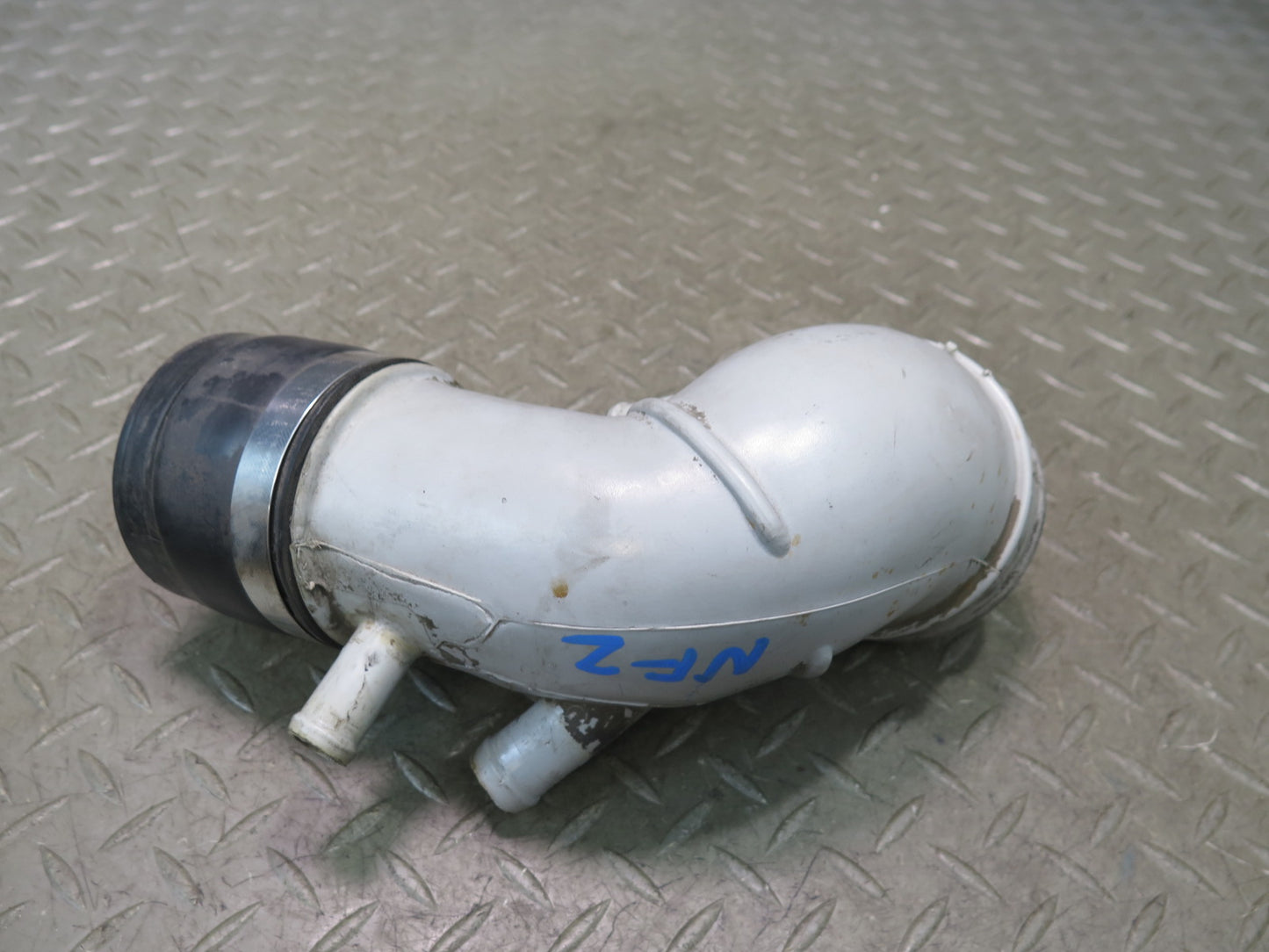 87-89 Nissan Z31 300ZX NA Hard Plastic Air Intake Duct Tube OEM