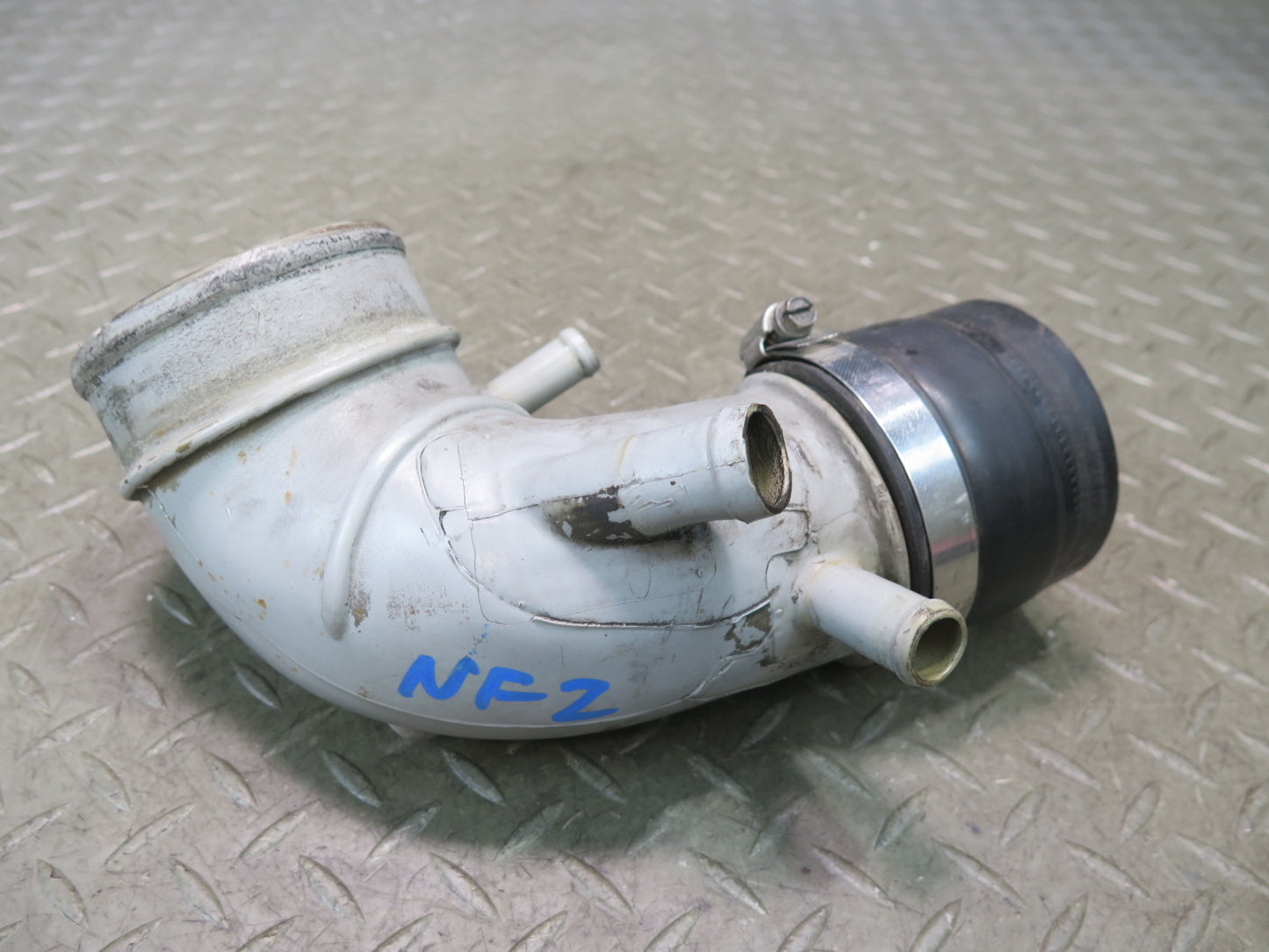 87-89 Nissan Z31 300ZX NA Hard Plastic Air Intake Duct Tube OEM