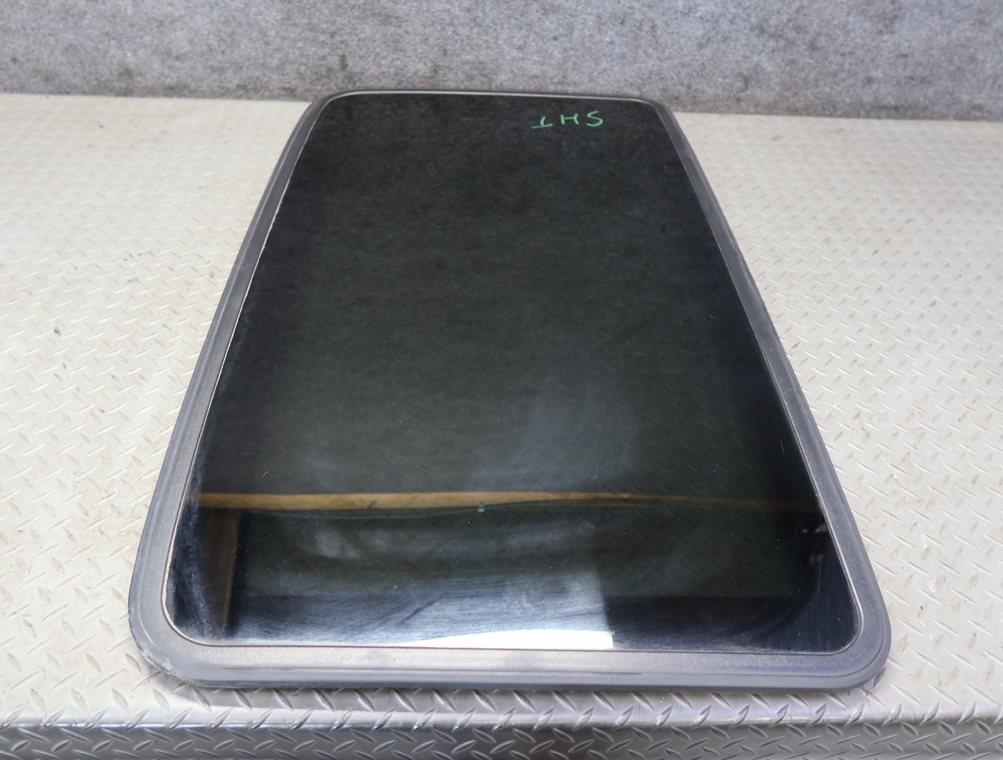 2003-2009 Hummer H2 Sunroof Glass  Window Panel