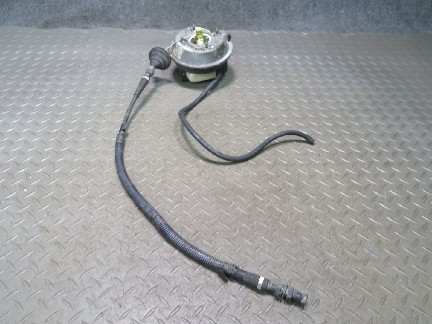 84-89 Nissan Z31 300ZX NA Cruise Control Actuator Motor OEM