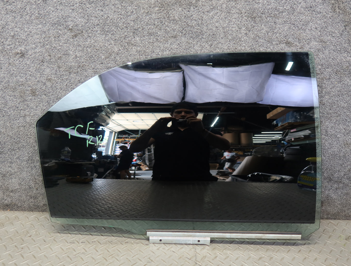 99-01 Toyota Crown JZS175 Rear Right Door Glass Window Tinted OEM