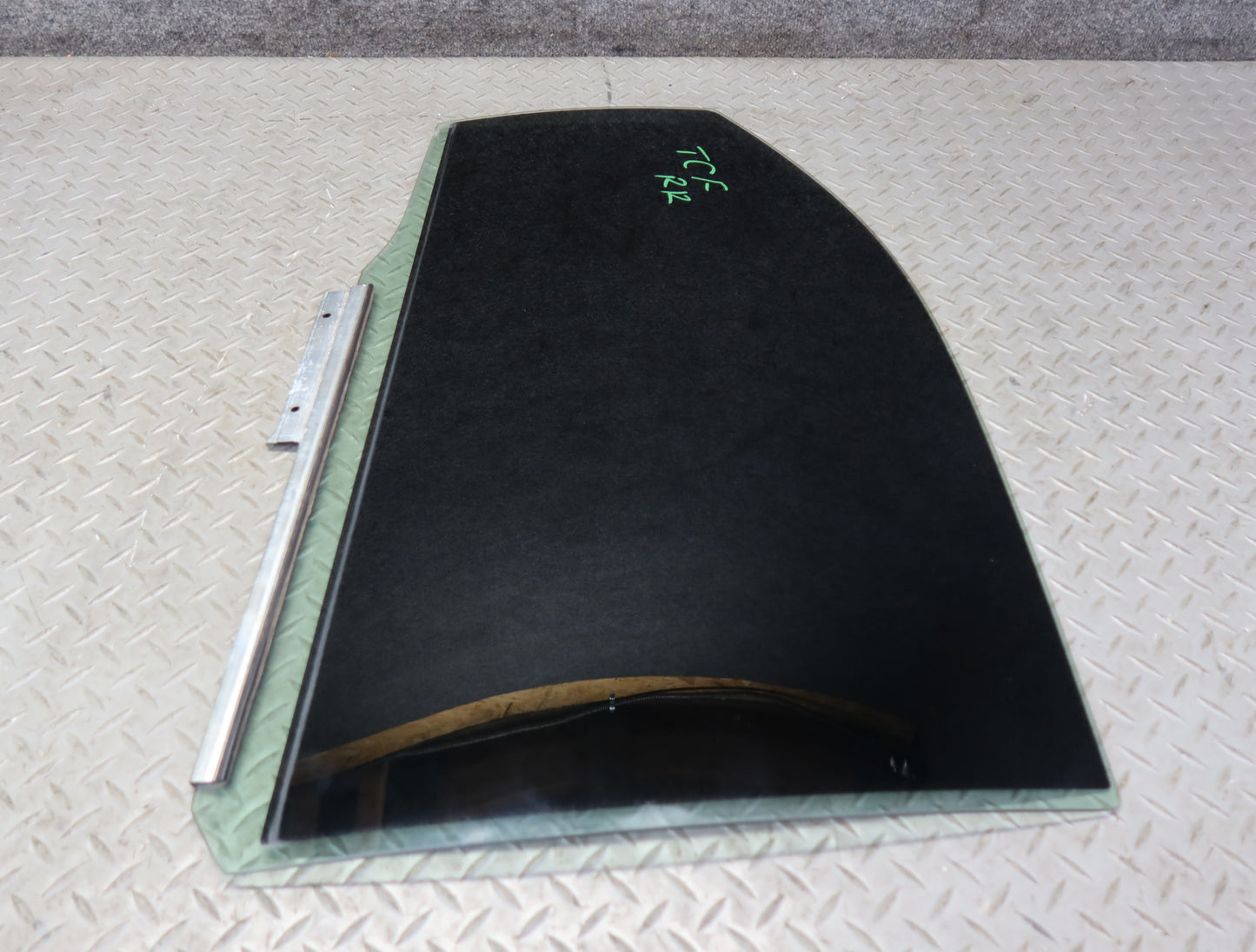 99-01 Toyota Crown JZS175 Rear Right Door Glass Window Tinted OEM