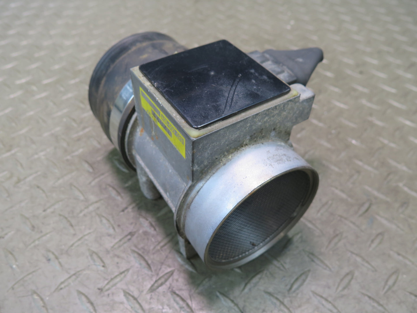 84-87 Nissan Z31 300ZX NON Turbo Mass Air Flow Meter MAF Sensor A36-000 029 OEM