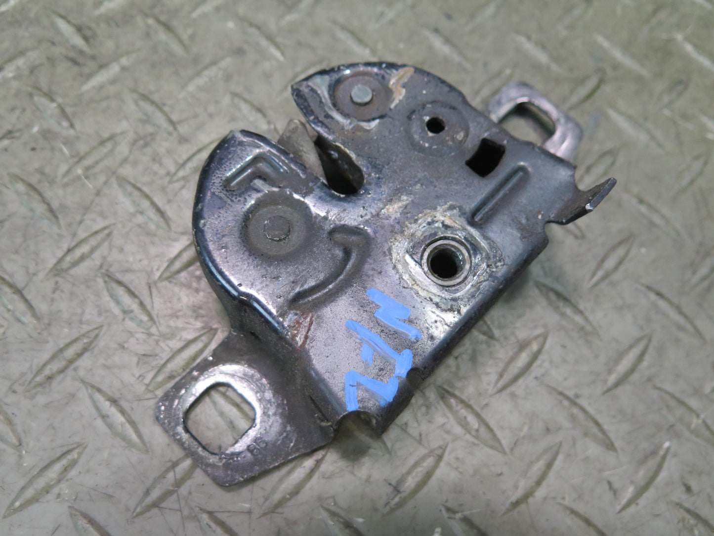 84-89 Nissan Z31 300ZX Front Hood Lock Latch OEM