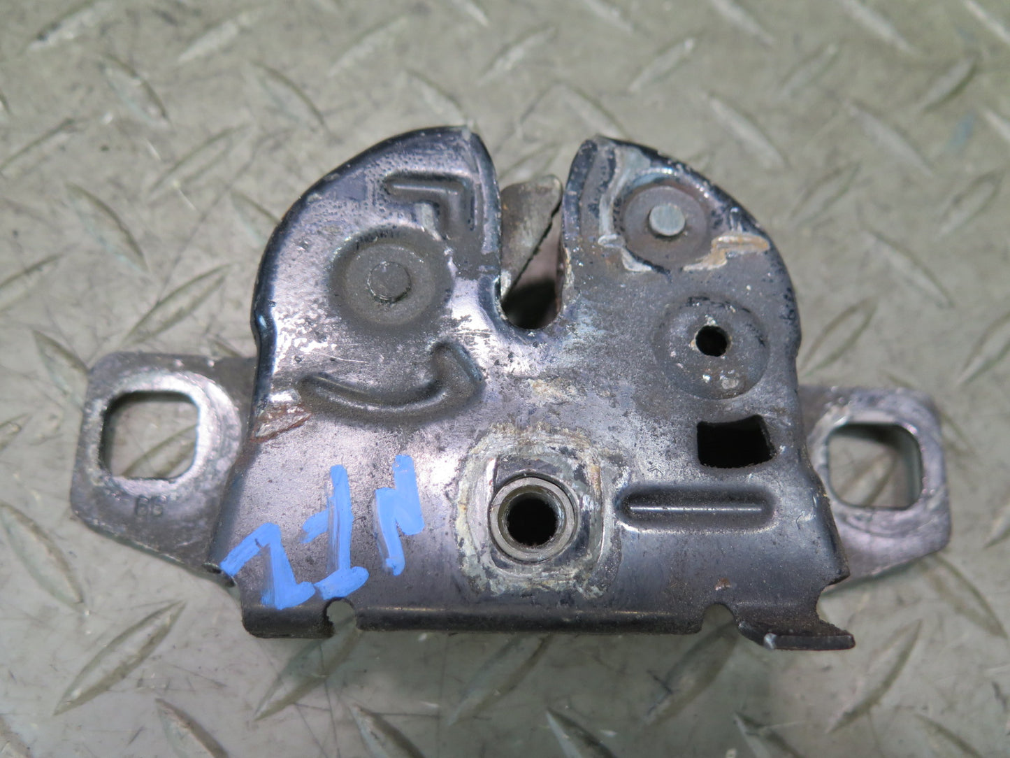 84-89 Nissan Z31 300ZX Front Hood Lock Latch OEM