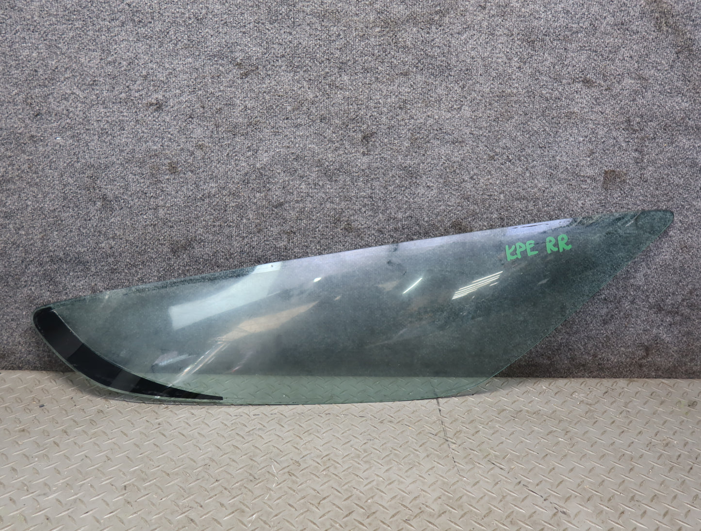 1984-1991 Porsche 928 Rear Right Pass Side Quarter Glass Window