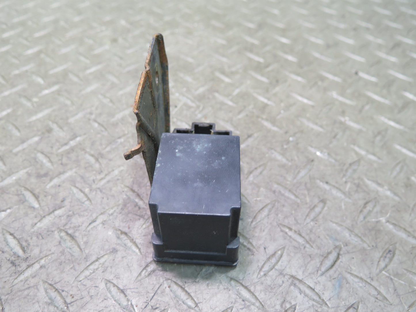 84-86 Nissan Z31 300ZX 2+0 Headlight Lamp Sensor Module OEM
