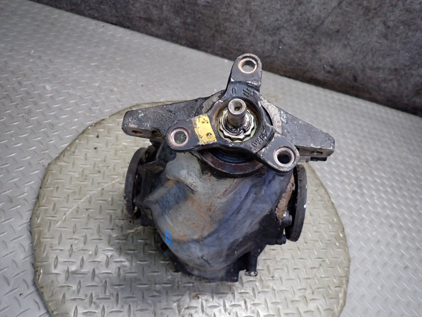 86-89 Mercedes R107 560SL Rear Differential Carrier 2.47 Ratio 86k Miles OEM