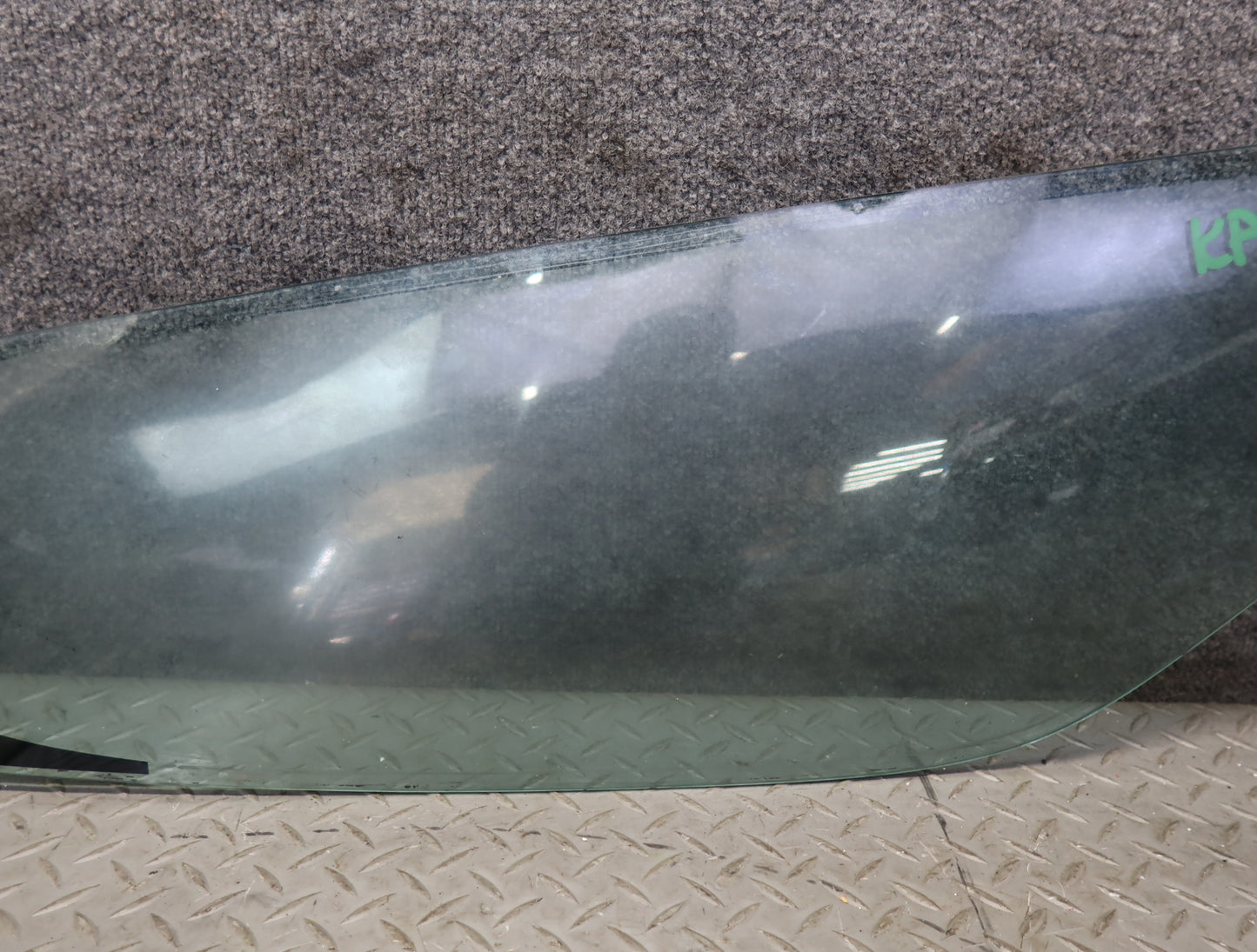 1984-1991 Porsche 928 Rear Right Pass Side Quarter Glass Window